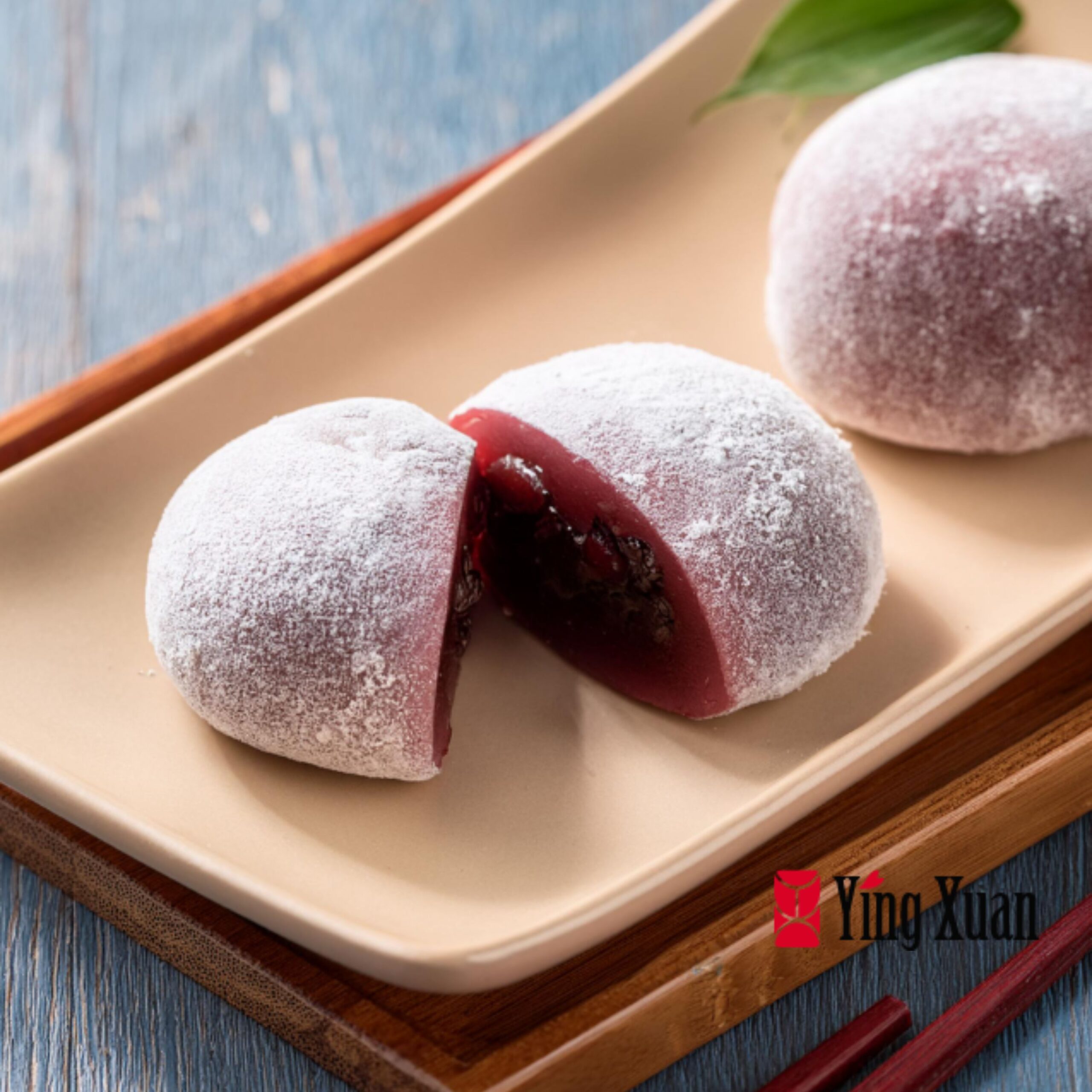 Daifuku: Mochi filled with sweet red bean paste